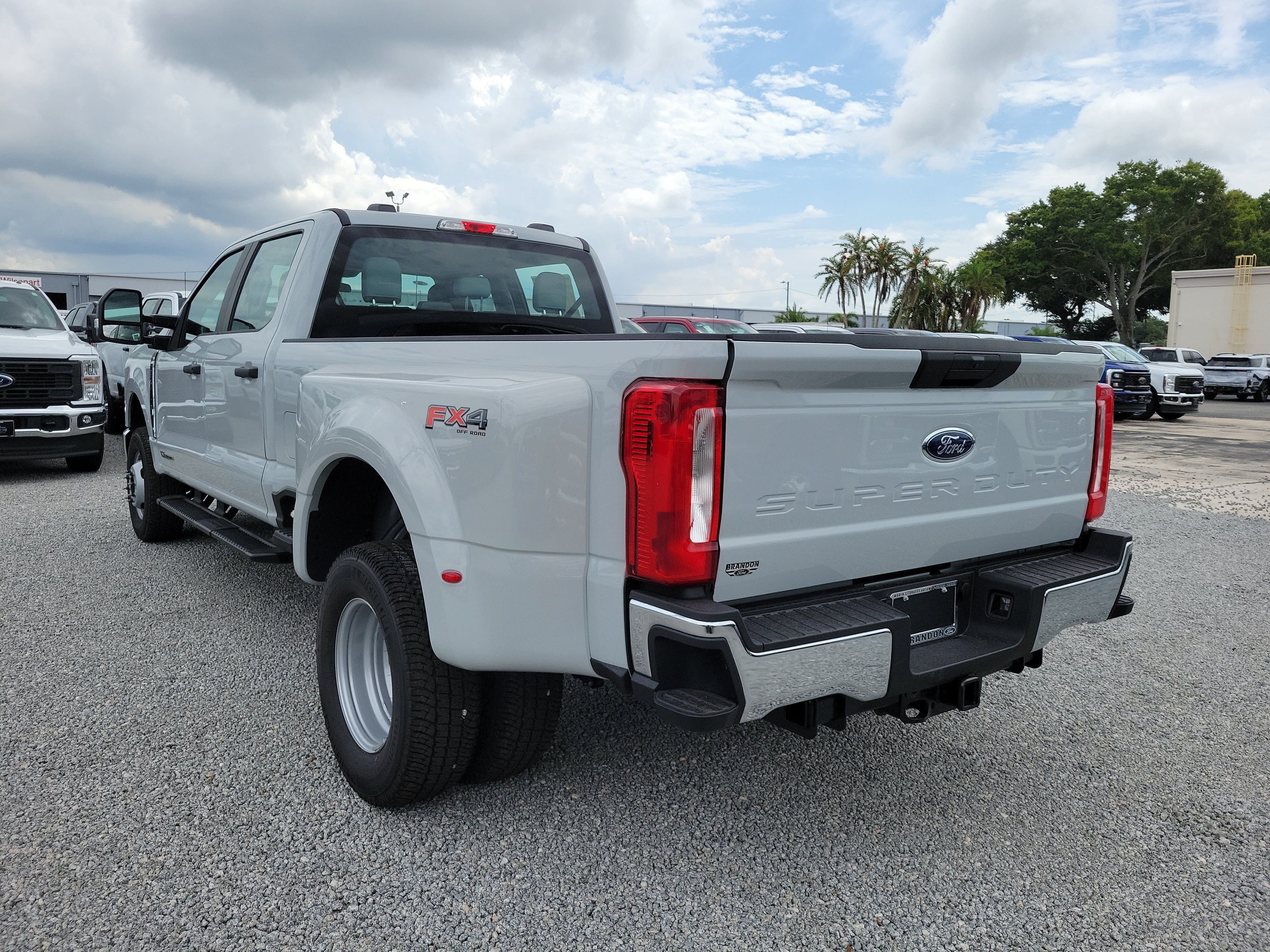 New 2026 Ford F350 XL AWD/4WD image 8