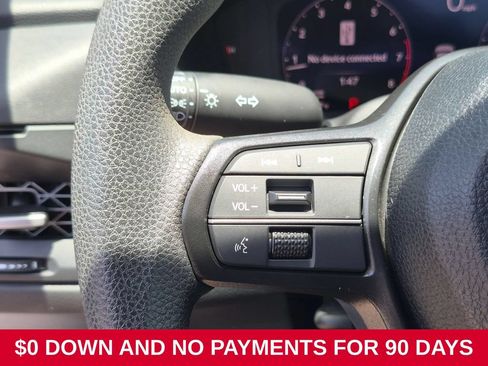 Used 2025 Honda Accord SE image 19