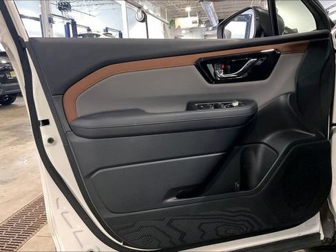 Used 2025 Subaru Forester Sport AWD/4WD image 23
