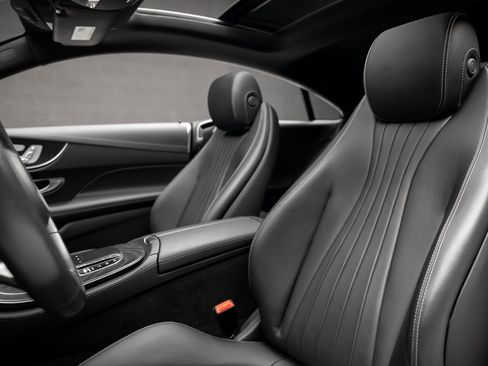 Used 2023 Mercedes-Benz E 450 Coupe image 62