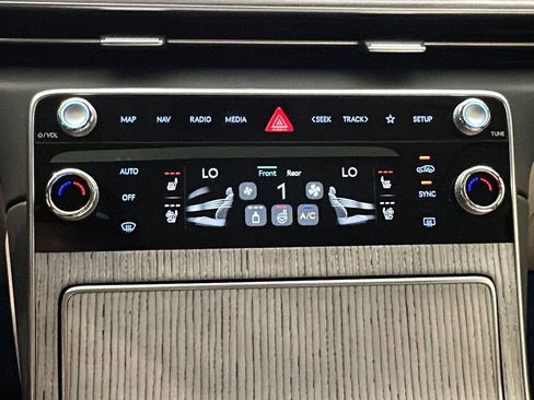 New 2026 Genesis GV80 2.5T Advanced AWD/4WD image 30