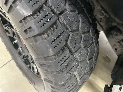 Used 2020 Toyota 4Runner SR5 RWD image 28