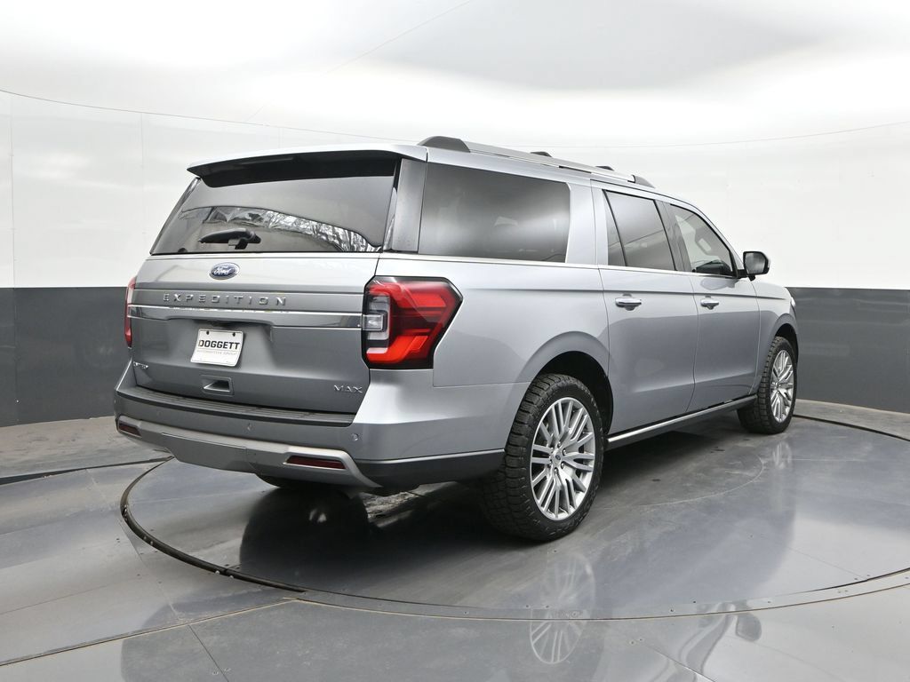 Used 2023 Ford Expedition Max Limited AWD/4WD image 11