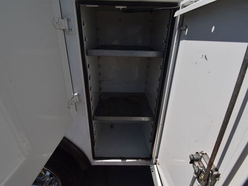 Used 2014 Ford F550 4x4 Regular Cab Super Duty image 64