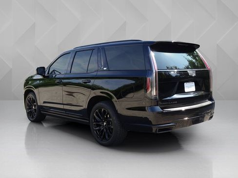Certified 2024 Cadillac Escalade Sport Platinum w/ LPO, ONYX Package AWD/4WD image 3