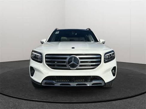 Certified 2025 Mercedes-Benz GLB 250 4MATIC image 6
