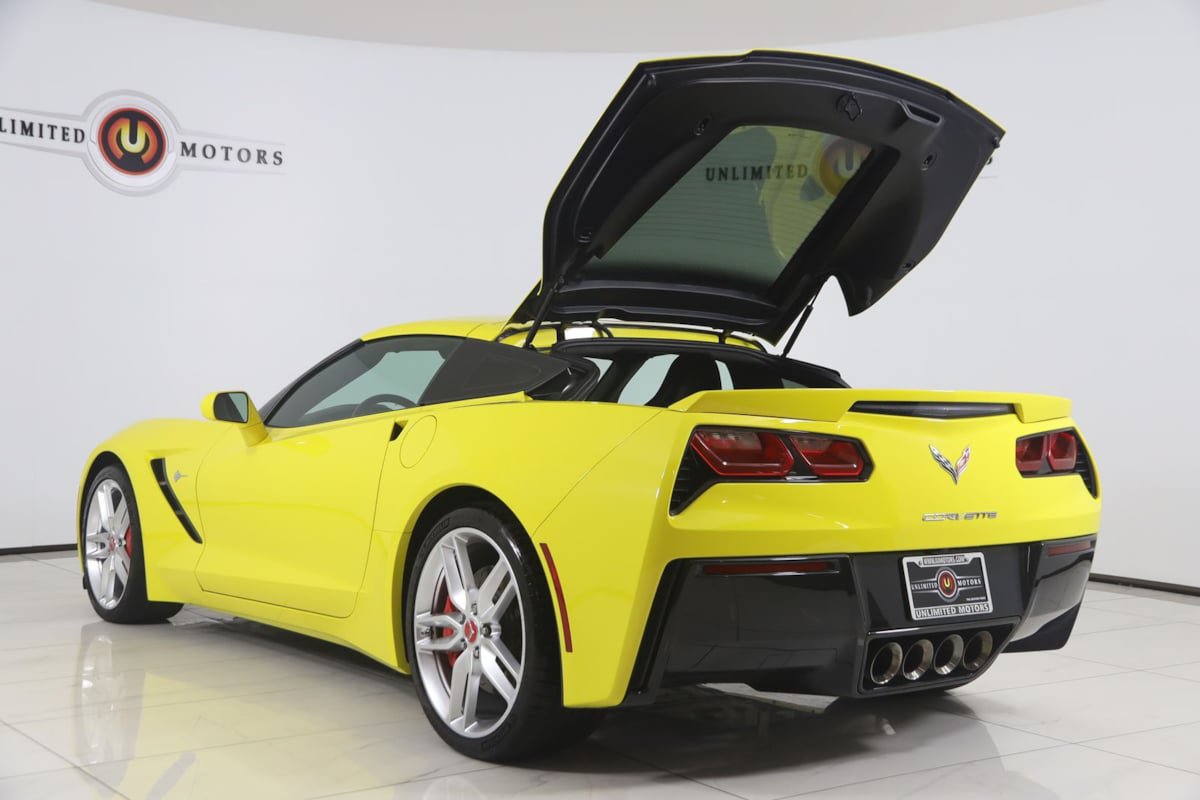 Used 2016 Chevrolet Corvette Stingray Coupe RWD image 67