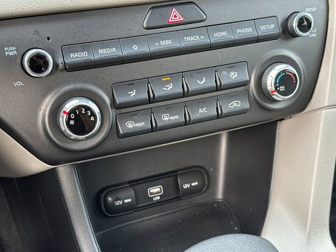 Certified 2022 Kia Sportage LX image 20