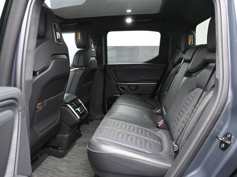 Used 2024 Rivian R1T Adventure AWD/4WD image 18