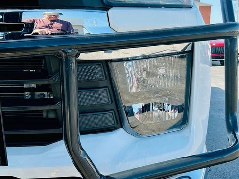 Used 2024 Chevrolet Silverado 2500 LT w/ All Star Edition AWD/4WD image 5
