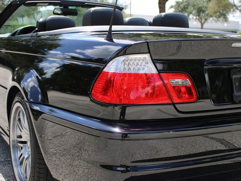 Used 2004 BMW M3 Convertible RWD image 31