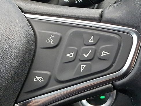 Used 2020 Chevrolet Equinox LT AWD/4WD image 22