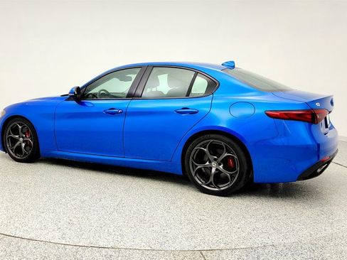 Used 2018 Alfa Romeo Giulia Ti Sport w/ Quick Order Package 22U Sport image 7