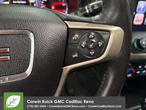 Used 2017 GMC Acadia Denali w/ Technology Package FWD image 29