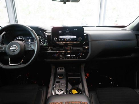 Used 2024 Nissan Pathfinder Rock Creek AWD/4WD image 20