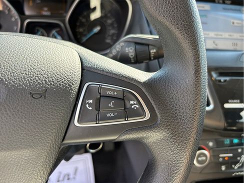 Used 2017 Ford Focus SEL FWD image 21