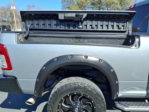 Used 2022 RAM 2500 Tradesman image 9