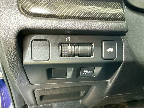 Used 2016 Subaru WRX image 18