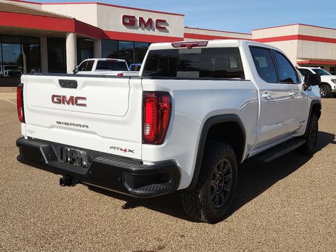 Used 2024 GMC Sierra 1500 AT4X image 4