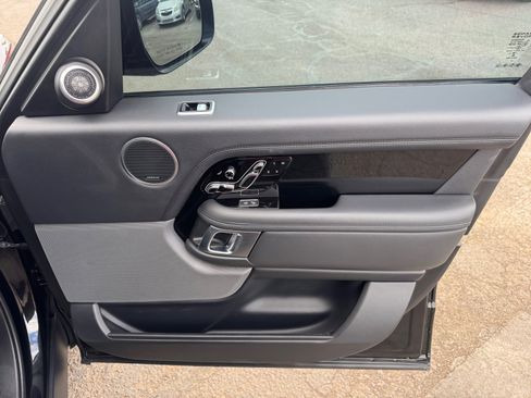 Used 2019 Land Rover Range Rover Supercharged AWD/4WD image 33