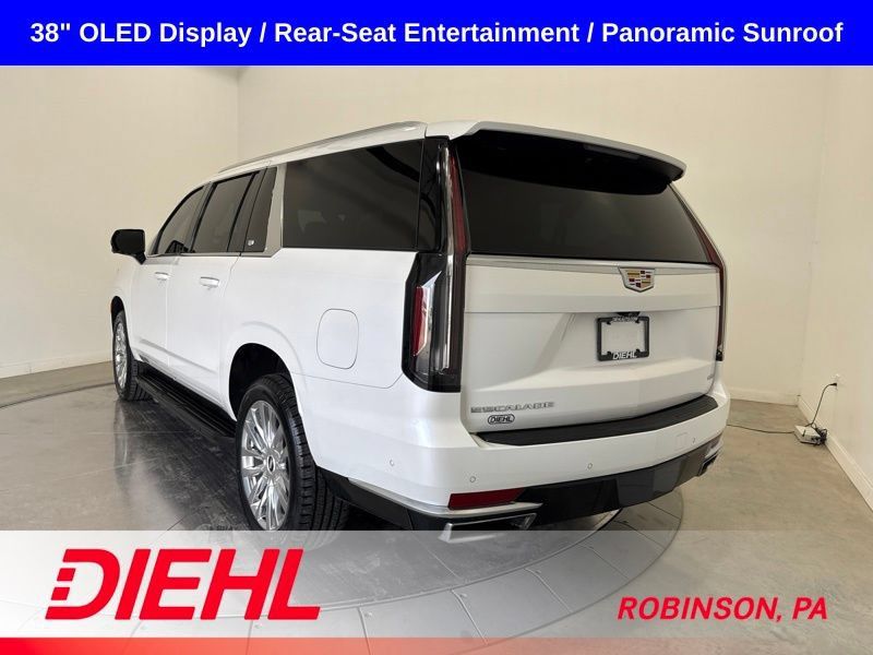 Used 2023 Cadillac Escalade ESV Premium Luxury AWD/4WD image 5