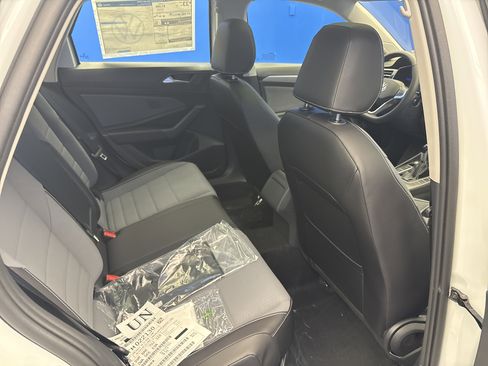 New 2026 Volkswagen Jetta SE image 25