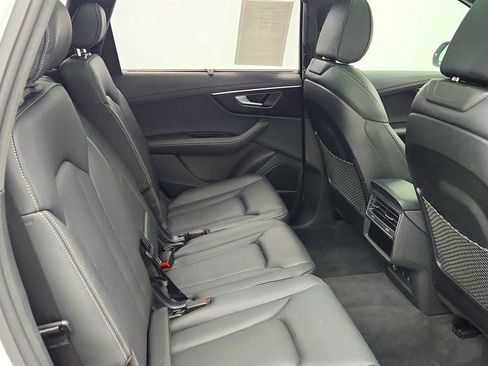 Used 2025 Audi Q7 3.0T Prestige AWD/4WD image 25