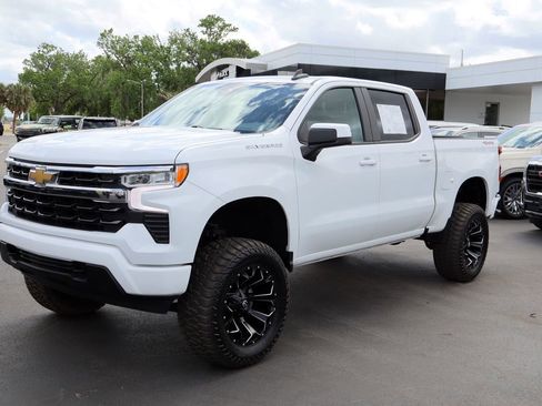 Certified 2025 Chevrolet Silverado 1500 LT w/ Work Truck Package image 4