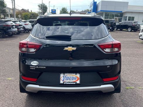 Used 2021 Chevrolet TrailBlazer LT w/ Convenience Package AWD/4WD image 6