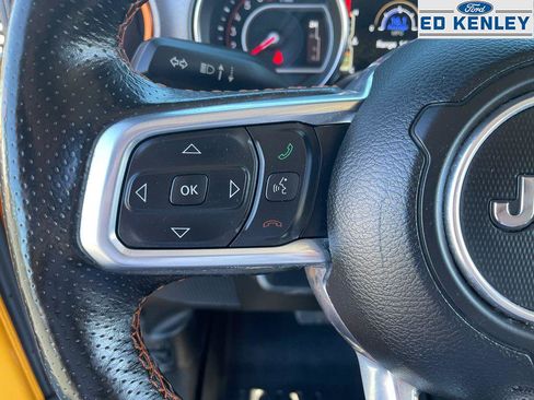 Used 2021 Jeep Gladiator Mojave w/ Cold Weather Group image 18