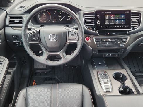 Certified 2025 Honda Ridgeline TrailSport image 26