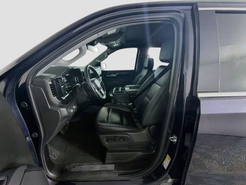 Used 2025 GMC Sierra 1500 SLT AWD/4WD image 13