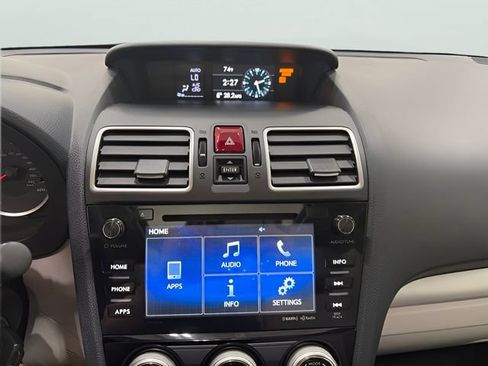 Used 2017 Subaru Forester 2.5i Premium w/ All-Weather Package AWD/4WD image 9