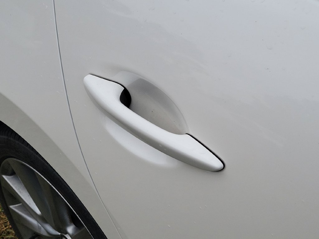 Used 2023 MAZDA MAZDA3 s FWD image 15