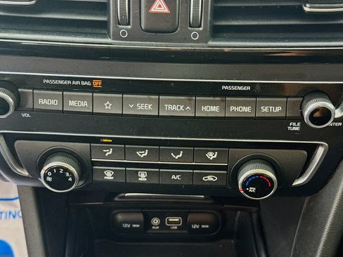 Used 2020 Kia Optima LX FWD image 18
