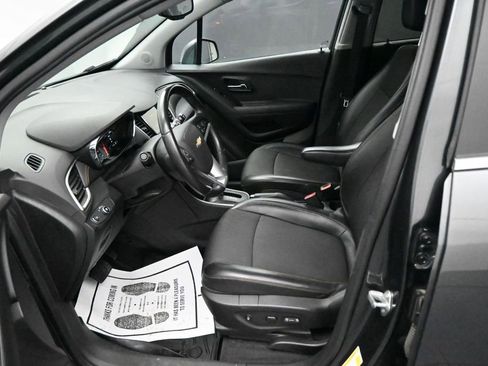 Used 2019 Chevrolet Trax LT w/ Driver Confidence Package AWD/4WD image 10