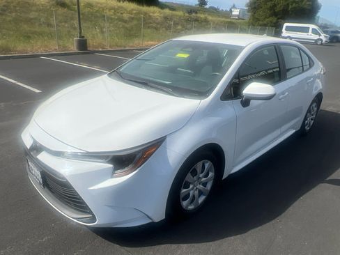 Certified 2024 Toyota Corolla LE image 5