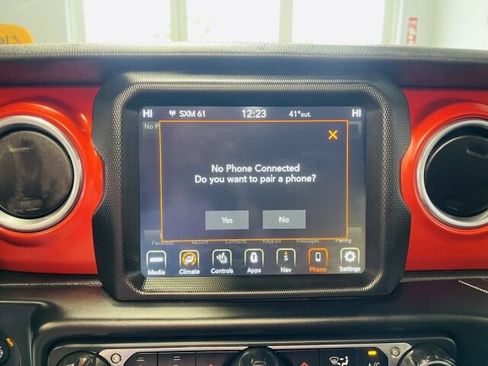 Used 2022 Jeep Wrangler Unlimited Rubicon w/ Steel Bumper Group AWD/4WD image 26