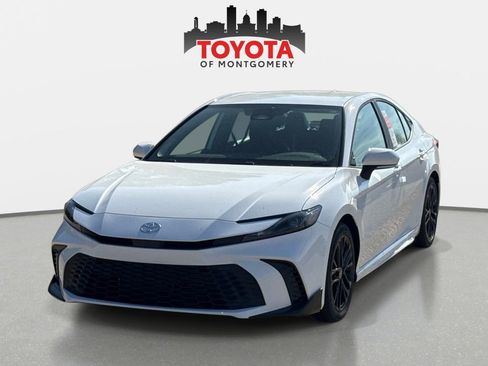 New 2026 Toyota Camry SE image 7