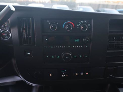 Used 2018 Chevrolet Express 2500 w/ Driver Convenience Package RWD image 25