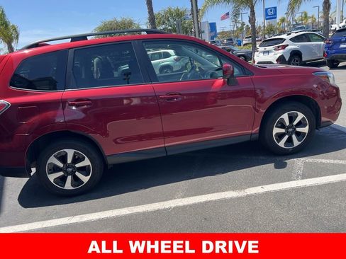 Used 2018 Subaru Forester 2.5i Premium AWD/4WD image 4