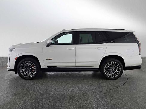 Used 2024 Cadillac Escalade V AWD/4WD image 6