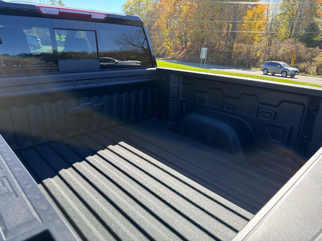 New 2026 Chevrolet Silverado 1500 RST w/ Dark Appearance Package AWD/4WD image 15
