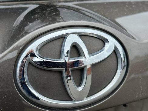 Used 2015 Toyota RAV4 XLE AWD/4WD image 10