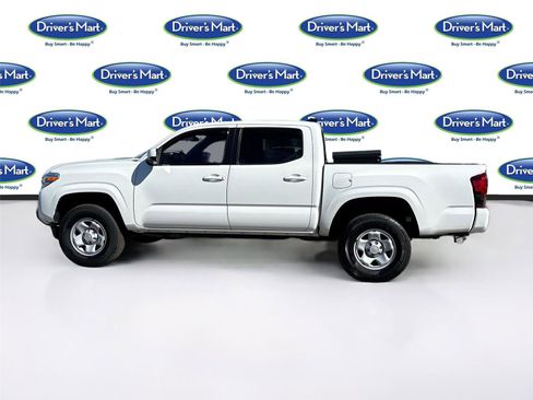 Used 2023 Toyota Tacoma SR image 4