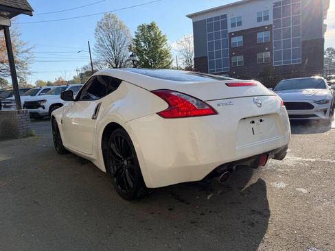 Used 2020 Nissan 370Z Coupe image 5