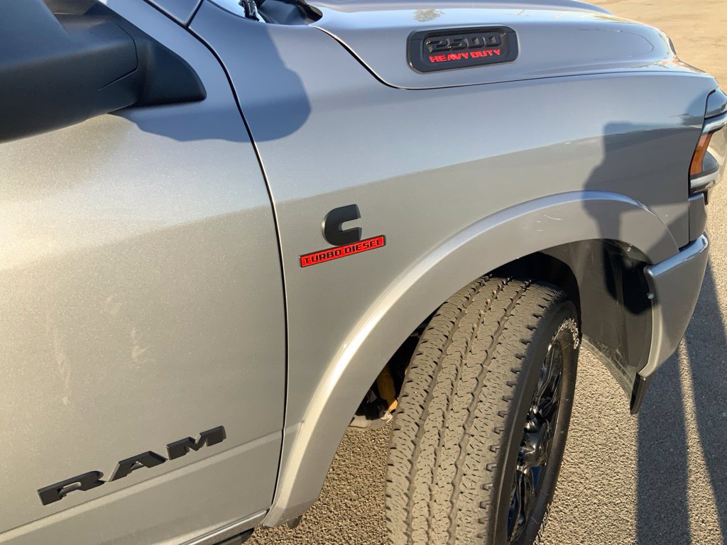 Used 2022 RAM 2500 Laramie AWD/4WD image 12