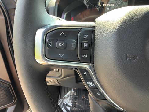 Used 2025 RAM 1500 Big Horn AWD/4WD image 27