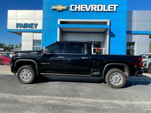 Used 2021 Chevrolet Silverado 2500 High Country w/ Z71 Off-Road Package image 2