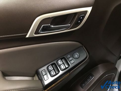 Used 2019 GMC Yukon Denali image 21